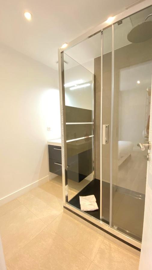 Republique Appartements Ментона Екстериор снимка
