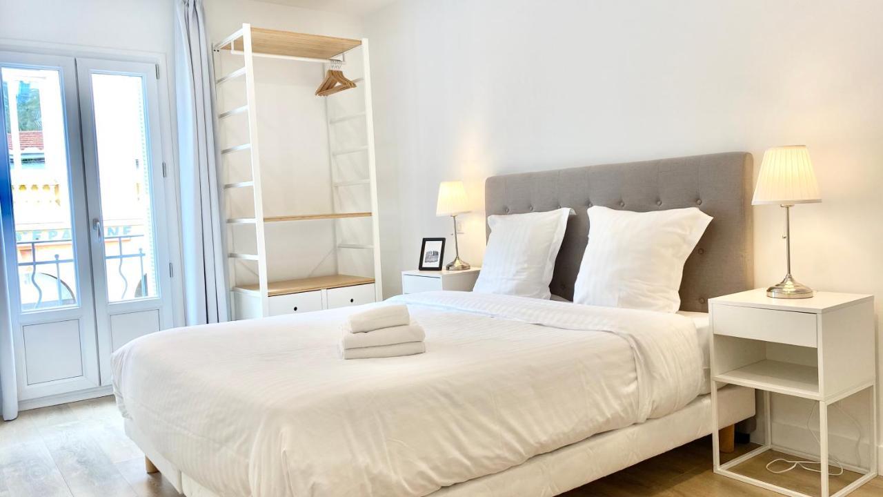 Republique Appartements Ментона Екстериор снимка