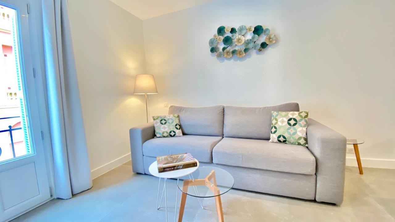 Republique Appartements Ментона Екстериор снимка
