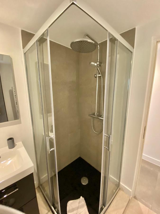 Republique Appartements Ментона Екстериор снимка