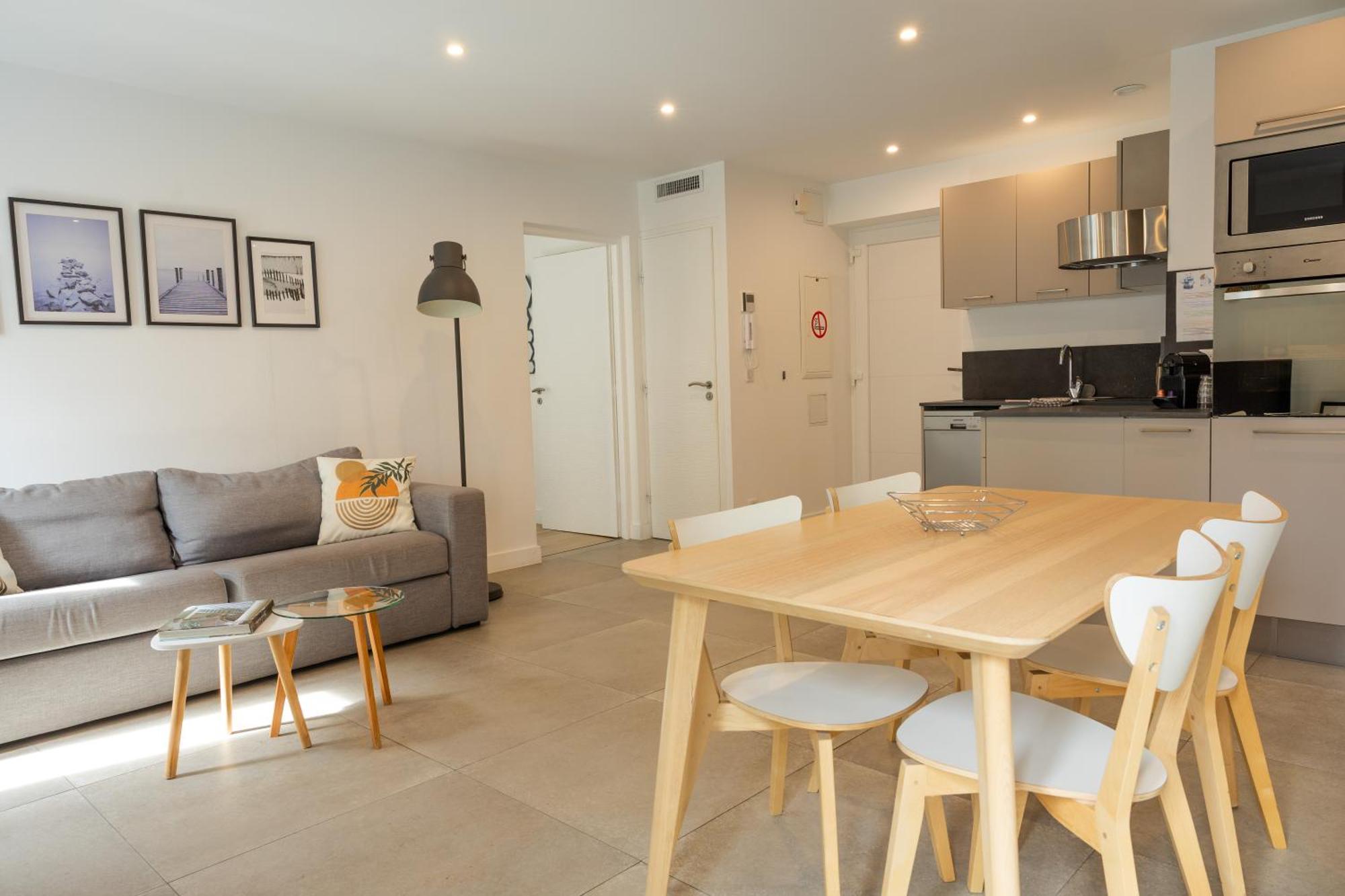 Republique Appartements Ментона Екстериор снимка